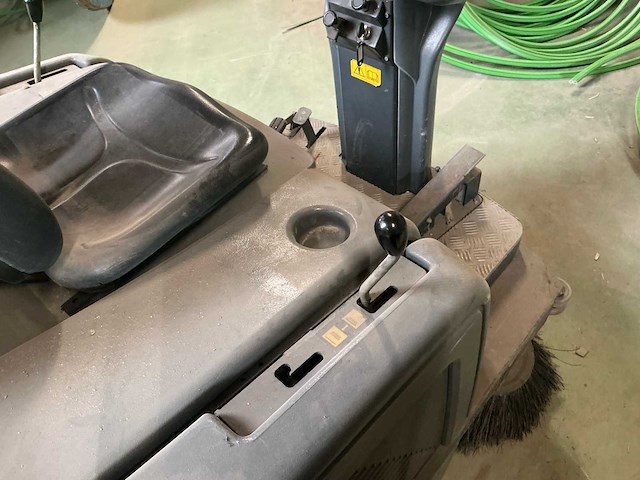 Nilfisk advance sr 1300h b veegmachine - afbeelding 5 van  16