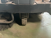 Nilfisk advance sr 1300h b veegmachine - afbeelding 6 van  16