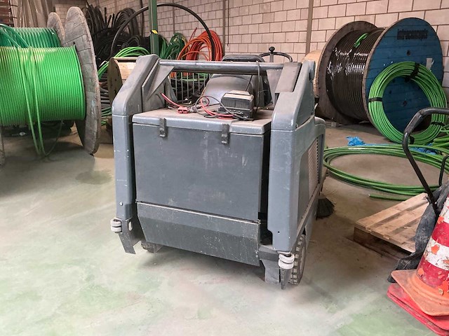 Nilfisk advance sr 1300h b veegmachine - afbeelding 11 van  16