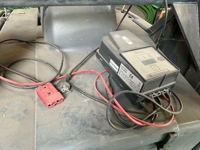 Nilfisk advance sr 1300h b veegmachine - afbeelding 12 van  16