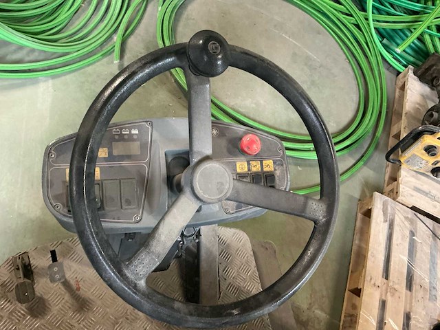 Nilfisk advance sr 1300h b veegmachine - afbeelding 13 van  16