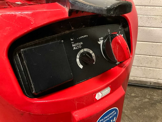 Nilfisk alto attix 50-2m pc industriële stofzuiger - afbeelding 5 van  6