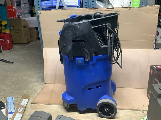 Nilfisk alto industriële stofzuiger - afbeelding 3 van  3