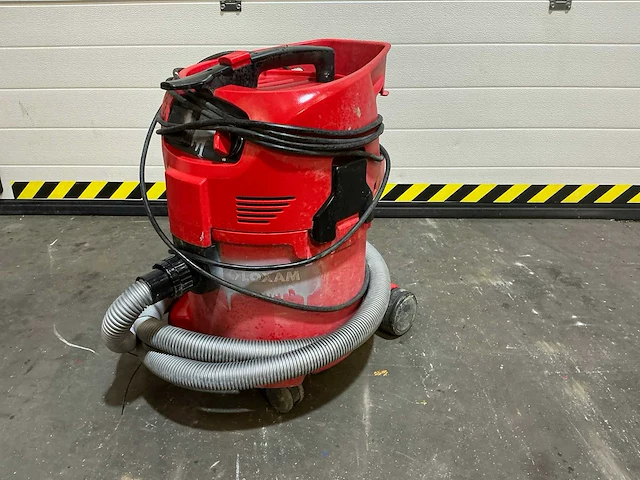 Nilfisk alto industriële stofzuiger - afbeelding 1 van  6