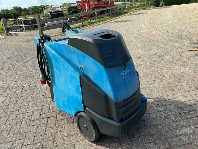 Nilfisk alto neptune 8 hogedrukreiniger - afbeelding 4 van  8