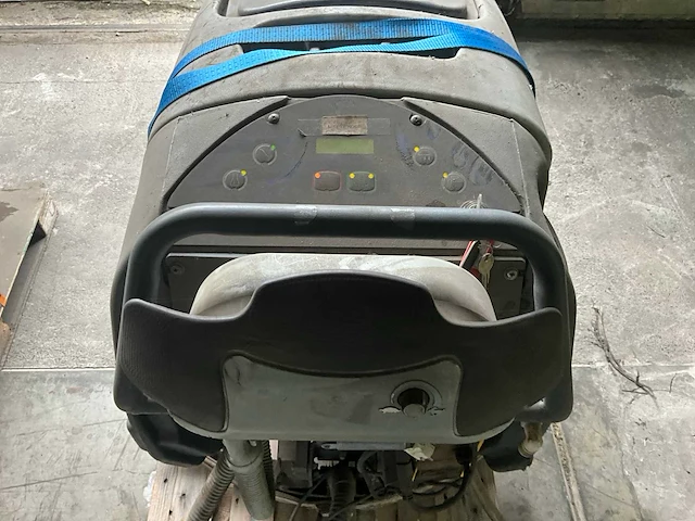 Nilfisk ba 725 zelfrijdende schrobzuigmachine - afbeelding 7 van  10