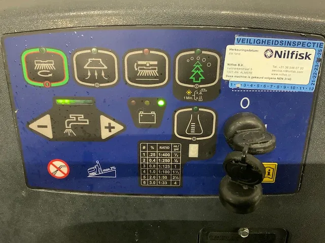 Nilfisk ba611d schrobmachine - afbeelding 6 van  7