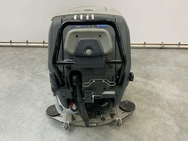 Nilfisk ba651 schrobmachine - afbeelding 5 van  7