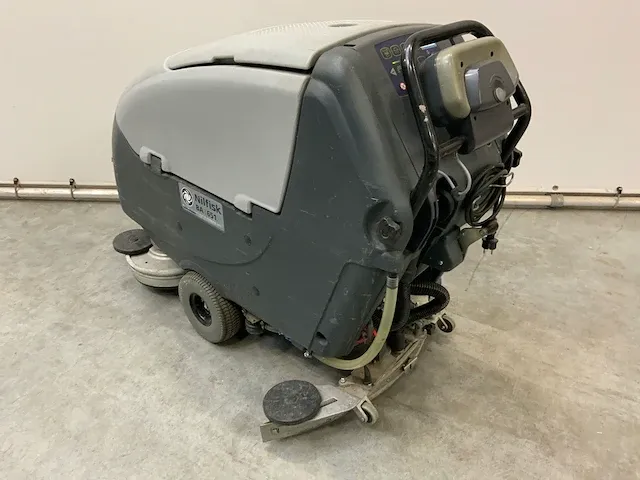 Nilfisk ba651 schrobmachine - afbeelding 4 van  9