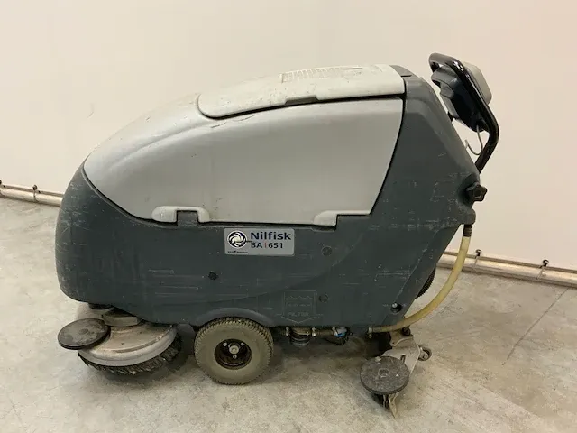 Nilfisk ba651 schrobmachine - afbeelding 2 van  8