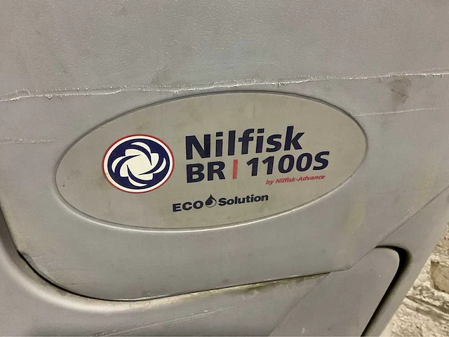 Nilfisk br1100s zitschrob zuigmachine (682u) - afbeelding 14 van  18