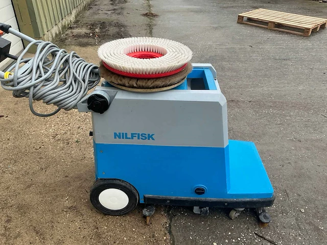 Nilfisk c38 schrobmachine - afbeelding 3 van  9
