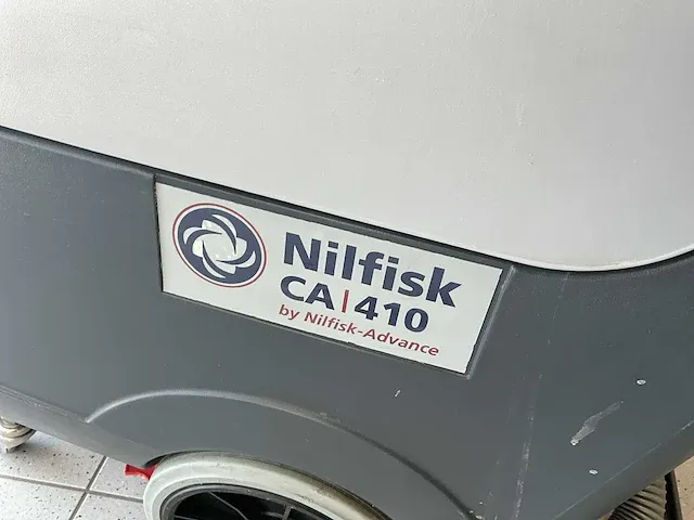 Nilfisk ca 410 schrobzuigmachine - afbeelding 6 van  8