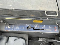 Nilfisk cr 1700 zelfrijdende schrob / veegmachine - afbeelding 11 van  28