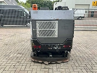 Nilfisk cr 1700 zelfrijdende schrob / veegmachine - afbeelding 26 van  28