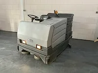 Nilfisk cr1300 zelfrijdende schrobmachine