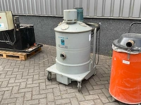 Nilfisk gb 733 industriële stofzuiger - afbeelding 1 van  5