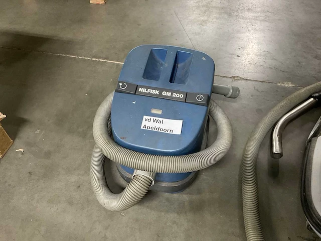 Nilfisk industriële stofzuiger (2x) - afbeelding 6 van  8