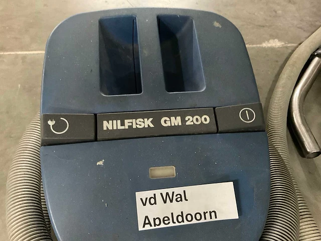 Nilfisk industriële stofzuiger (2x) - afbeelding 7 van  8