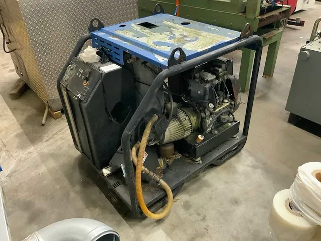 Nilfisk mh7p-220/1300de warmwater hogedrukreiniger - afbeelding 1 van  9