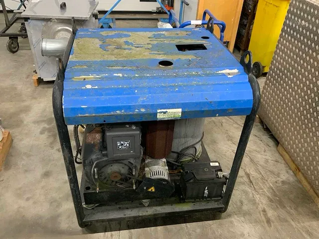 Nilfisk mh7p-220/1300de warmwater hogedrukreiniger - afbeelding 3 van  9