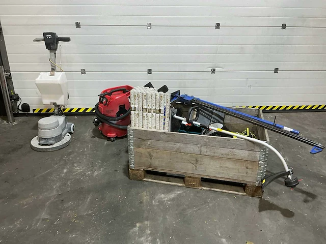 Nilfisk / numatic divers overige werkplaatsinventaris - afbeelding 2 van  8