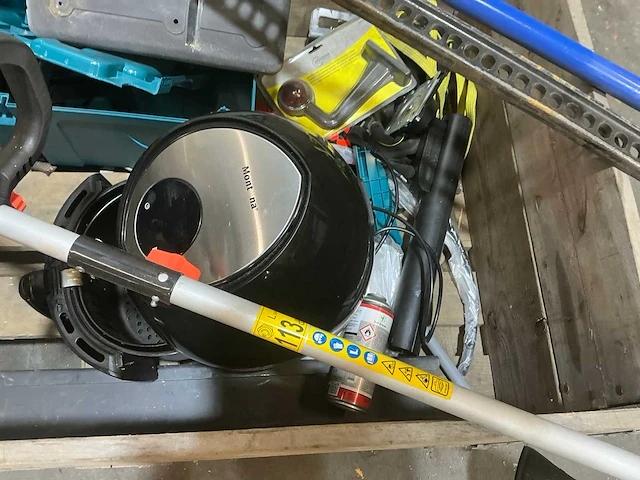 Nilfisk / numatic divers overige werkplaatsinventaris - afbeelding 5 van  8