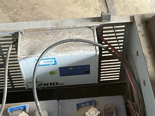 Nilfisk sr 1100 b zelfrijdende veegmachine - afbeelding 2 van  10