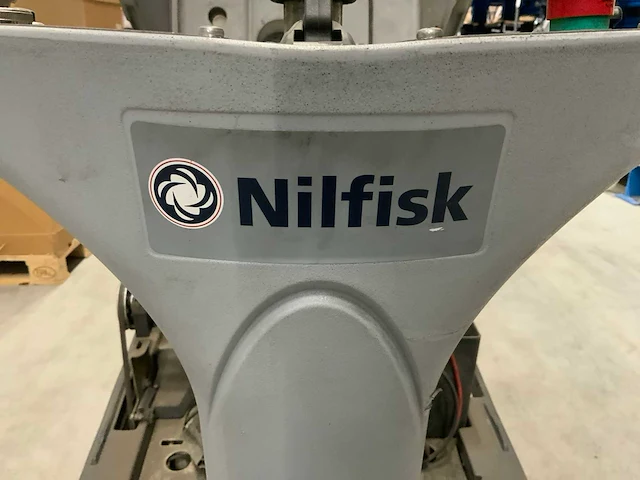 Nilfisk sr1000s b zelfrijdende veegmachine - afbeelding 6 van  15