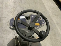 Nilfisk sr1000s b zelfrijdende veegmachine - afbeelding 14 van  15