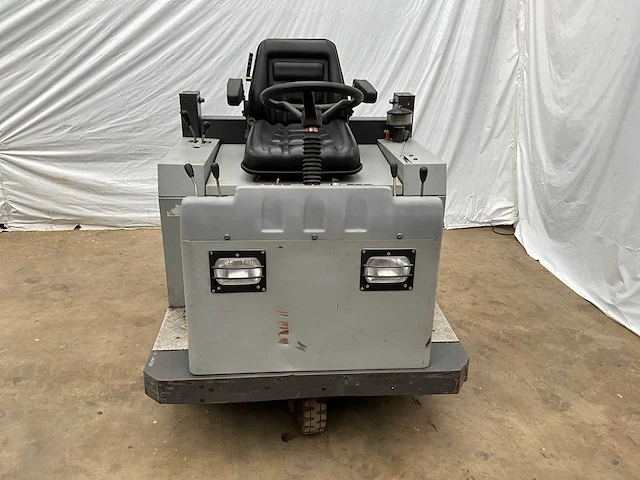 Nilfisk sr1400 veegmachine - afbeelding 4 van  11