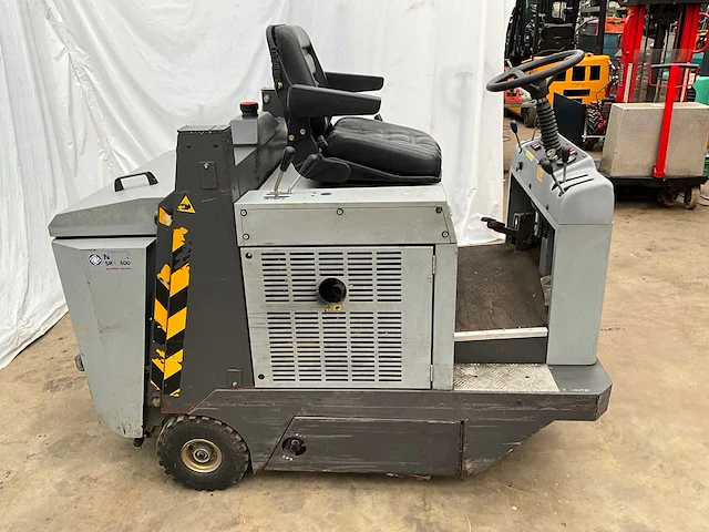 Nilfisk sr1400 veegmachine - afbeelding 5 van  11