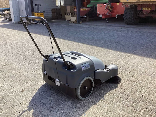 Nilfisk sw i 750 veegmachine - afbeelding 4 van  10