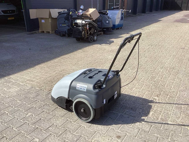 Nilfisk sw i 750 veegmachine - afbeelding 5 van  10