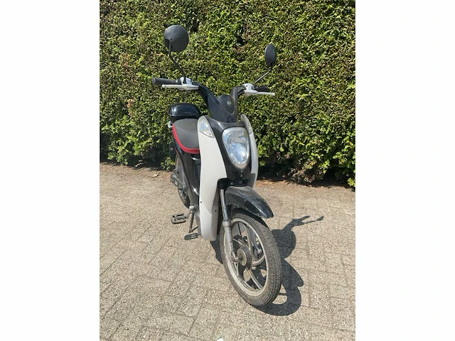 Nimoto elektrische snorscooter f-542-sp - afbeelding 6 van  13