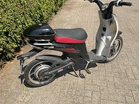 Nimoto elektrische snorscooter f-542-sp - afbeelding 9 van  13