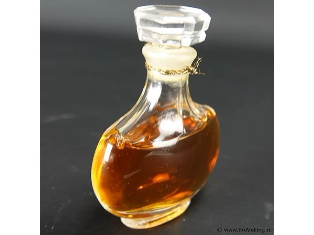 Nina ricci farouche (1973) 30 ml puur parfum jaren 1970 vintage extrait de parfum lalique-fles met doos - afbeelding 3 van  5