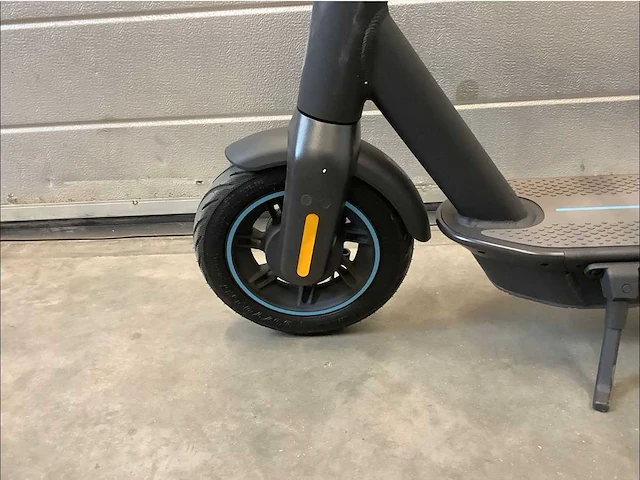 Ninebot - max g30d ii - elektrische step - afbeelding 7 van  8