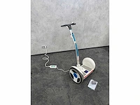 Ninebot - personal transportation robot - afbeelding 7 van  14