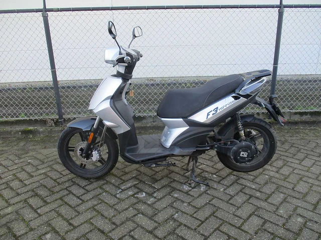 Nipponia - bromscooter - f3 citystar - scooter - afbeelding 1 van  12