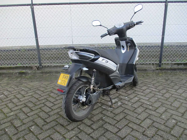 Nipponia - bromscooter - f3 citystar - scooter - afbeelding 10 van  12
