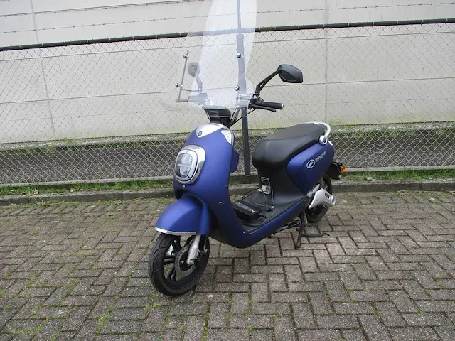 Nipponia - snorscooter - volty - e-scooter - afbeelding 6 van  13