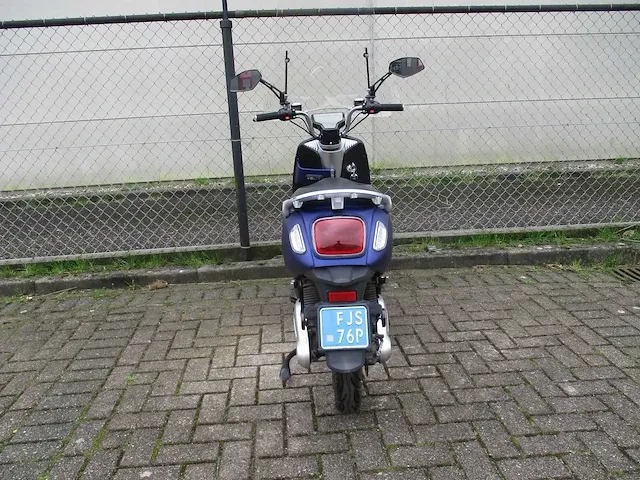 Nipponia - snorscooter - volty - e-scooter - afbeelding 12 van  13