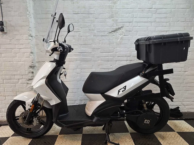 Nipponia citystar f3 25 km elektrische snorscooter - afbeelding 1 van  7
