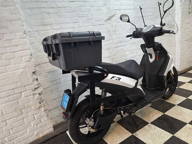 Nipponia citystar f3 25 km elektrische snorscooter - afbeelding 5 van  7