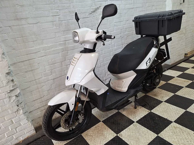 Nipponia citystar f3 25 km elektrische snorscooter - afbeelding 2 van  8