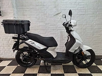 Nipponia citystar f3 25 km elektrische snorscooter - afbeelding 6 van  8