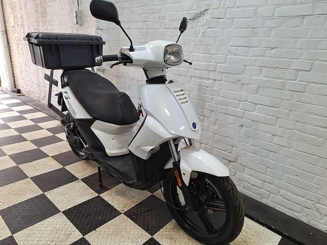 Nipponia citystar f3 25 km elektrische snorscooter - afbeelding 7 van  8