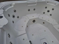 Nirwana 8 persoons jacuzzi en buitenspa - afbeelding 3 van  26