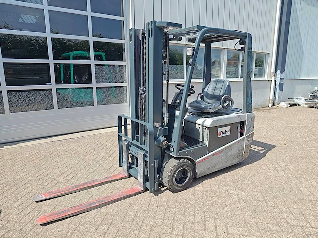 Nissan - 2008 - g1n1l180 - vorkheftruck - afbeelding 1 van  27